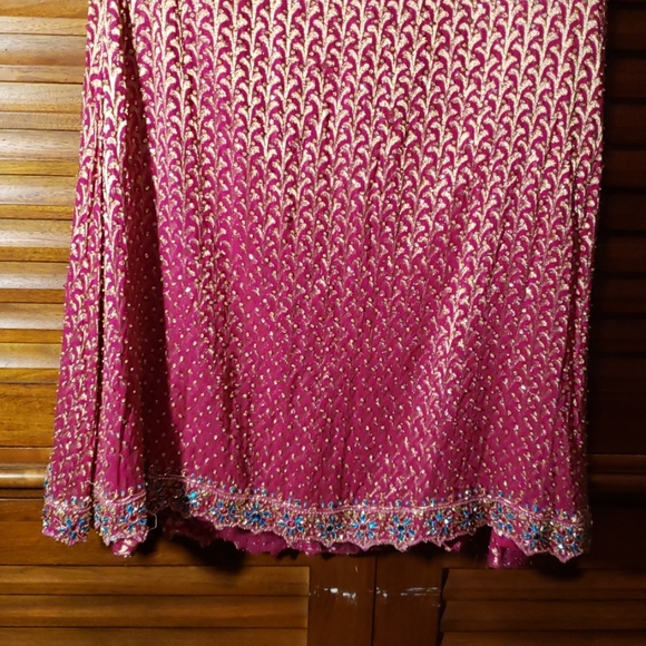 Karisma Indian suit dress - Picture 2 of 7